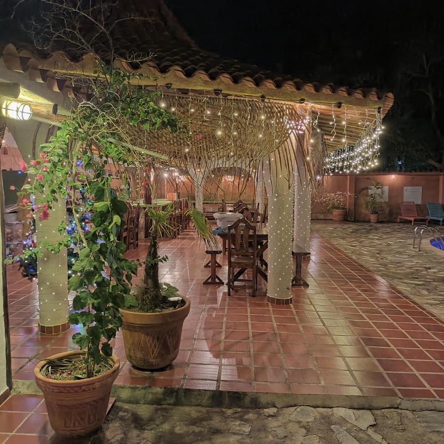 Posada Las Ross La Mira Extérieur photo